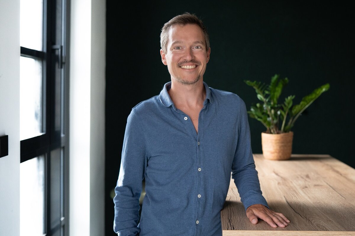 Nils Mahler, CEO